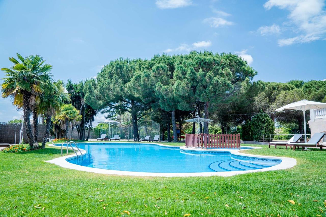 Felix Hotel Valls Buitenkant foto